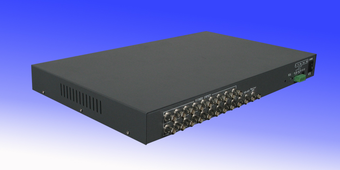 九路实时彩色画面分割器