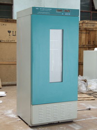 生化培养箱（智能型 双制式温控 数显式 铁胆）