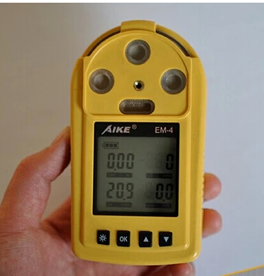 四合一气体检测仪