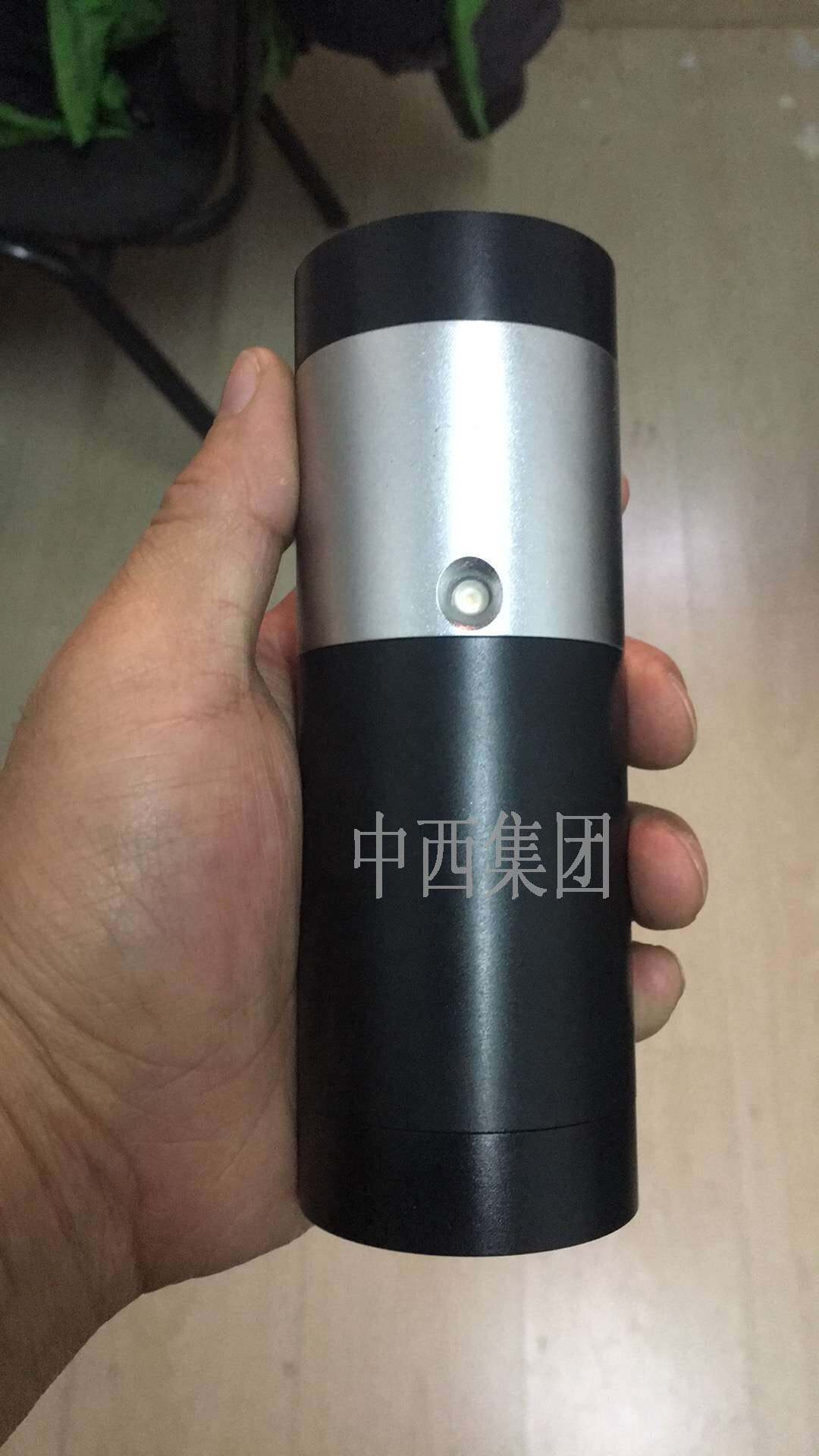 手持式加速度校准仪