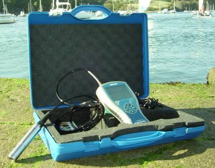 数字化便携分析仪/便携式多参数水质分析仪