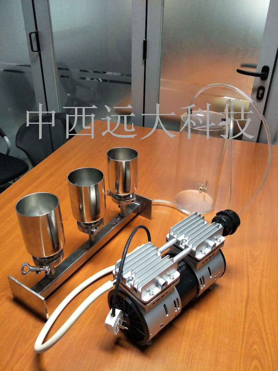 北京现货-三联全不锈钢溶液过滤器/实验室过滤器/薄膜过滤器/不锈钢过滤器（普通型，带进口泵和集液瓶）型号:BGL-3