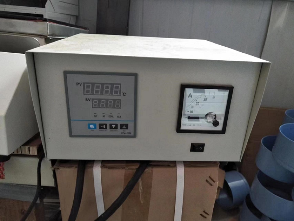 电炉温度控制器（东方化玻） 型号:KSW-6-12 库号：D224003