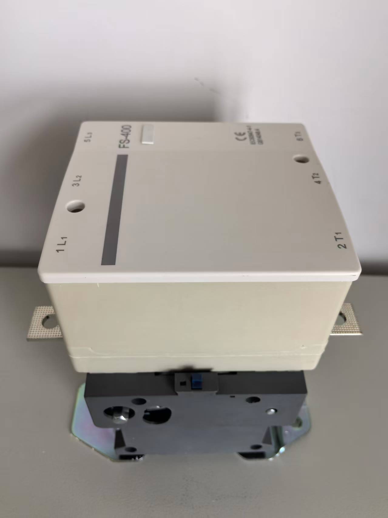 防晃电接触器 型号:FS400 库号：D386086