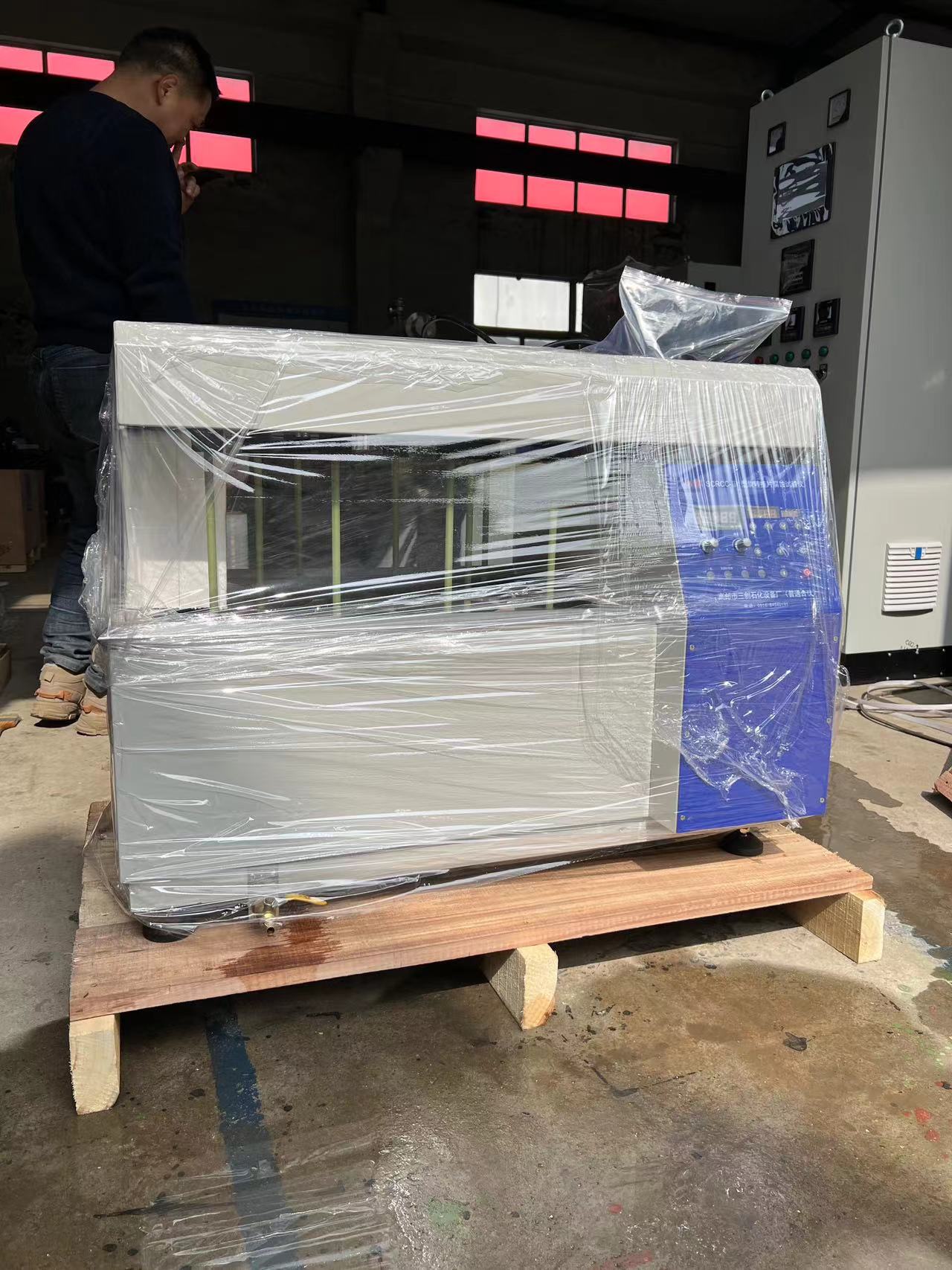 旋转挂片腐蚀试验仪 老款10孔 不带鼓气装置和流量  型号:SCRCC-III 库号：D389821