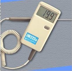 钢木天平台（ 3000×750×800mm、带两个三孔插座）