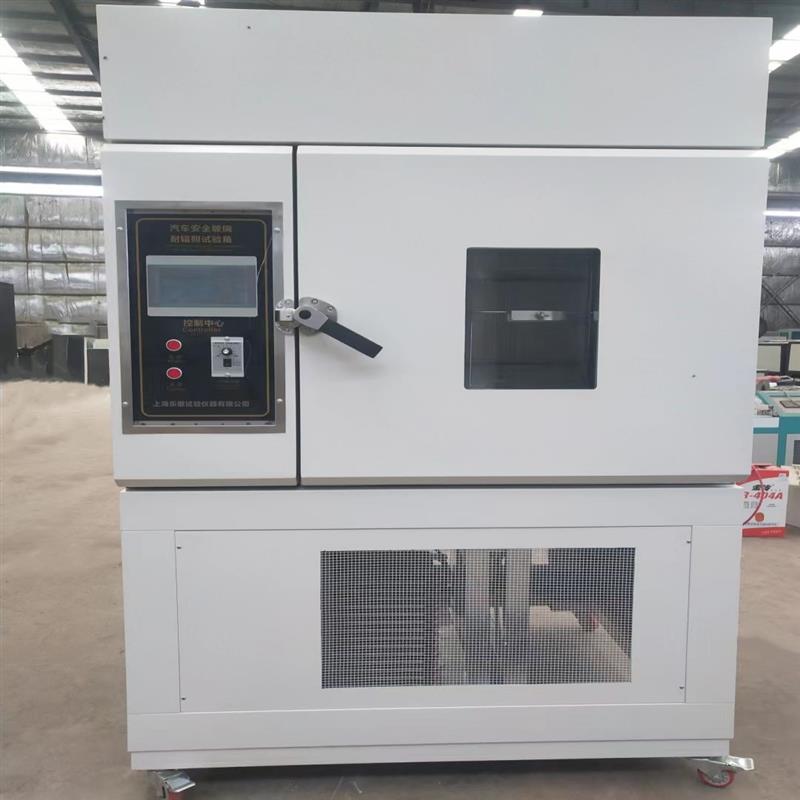 汽车用夹层玻璃耐辐射测试箱