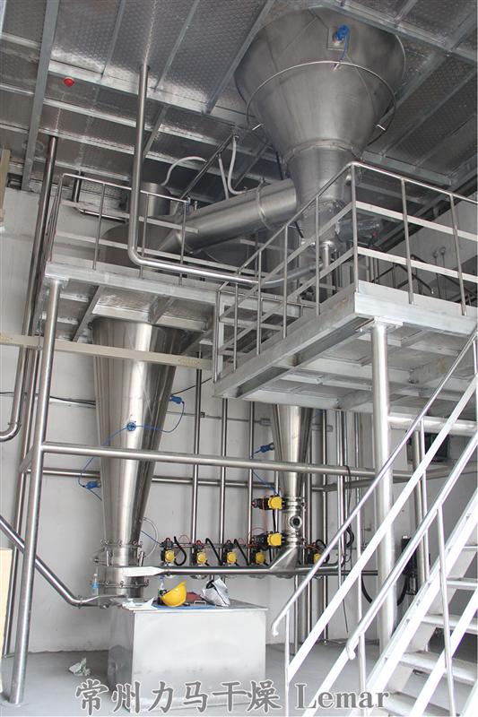 磷酸鐵鋰二流體噴霧干燥機LPG-10
