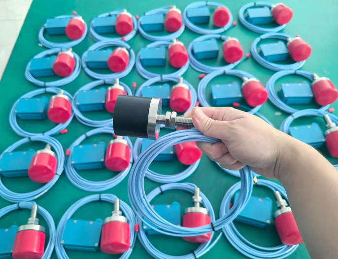 振动速度传感器ST-2FBM8*1.25质量可靠