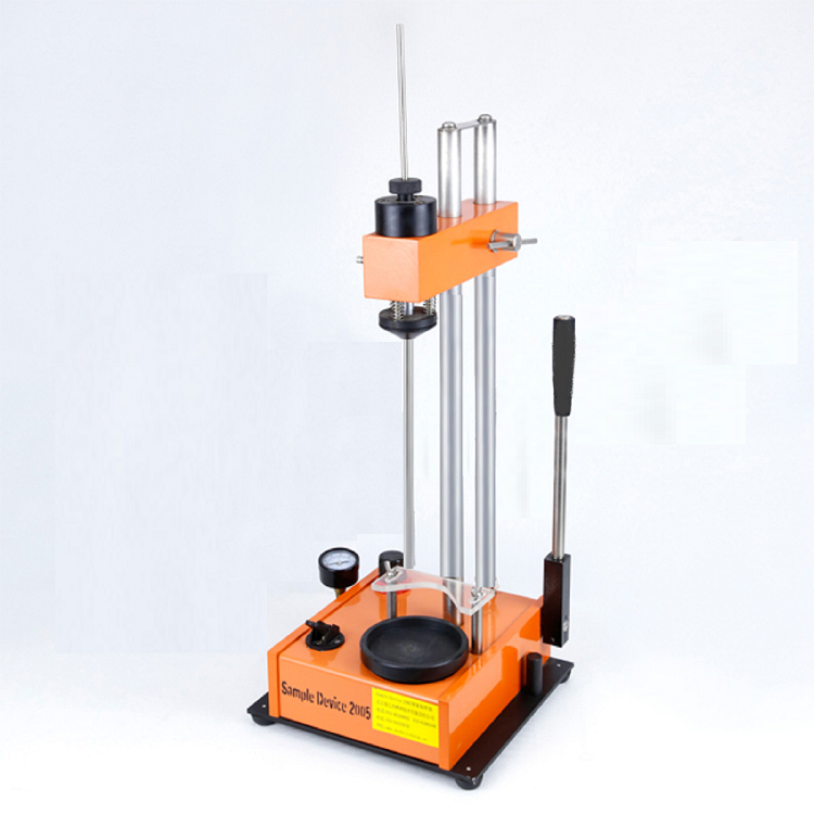 瓶装啤酒穿刺取样装置 Sample Device 2005