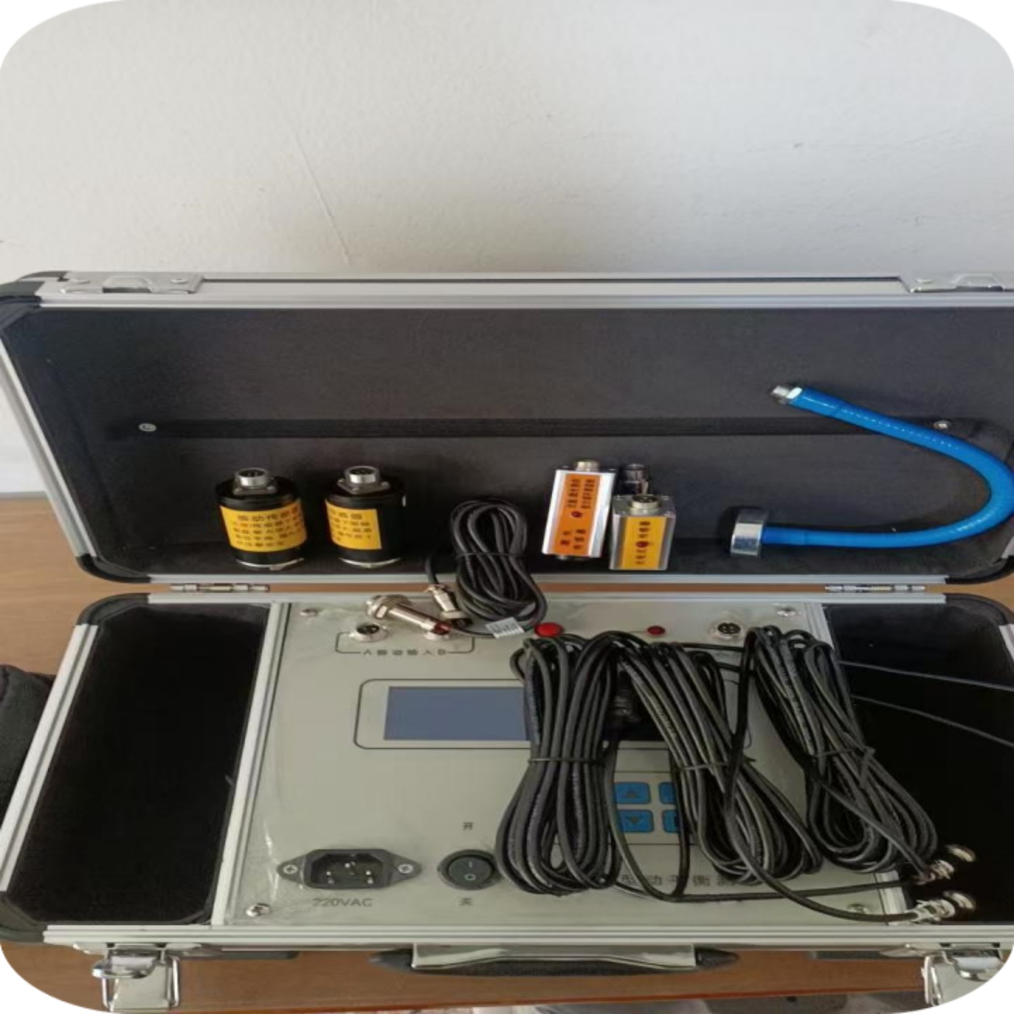 现场动平衡测量仪 型号:JB12-VT800库号：M384545