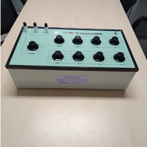 兆欧表标准电阻箱（中西器材） 型号:ZO01--ZX79D+库号：M410650